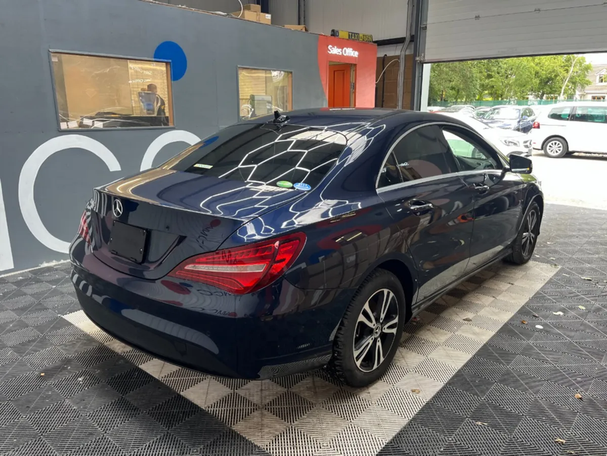 Mercedes-Benz CLA 2017 MERCEDES-BENZ CLA180 1.6 AU - Image 2