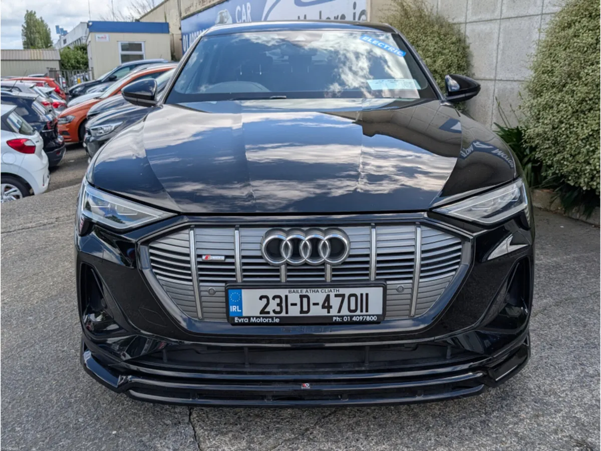 Audi e-tron 50E S LINE  QUATTRO ELECTRIC AUTOMATIC - Image 2