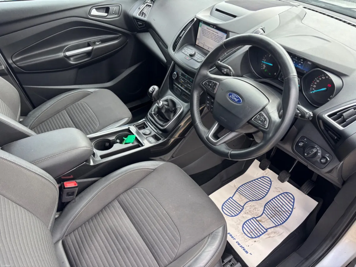 Ford Kuga TITANIUM 2.0 TDCI 150PS 6SPEED 4DR - Image 5