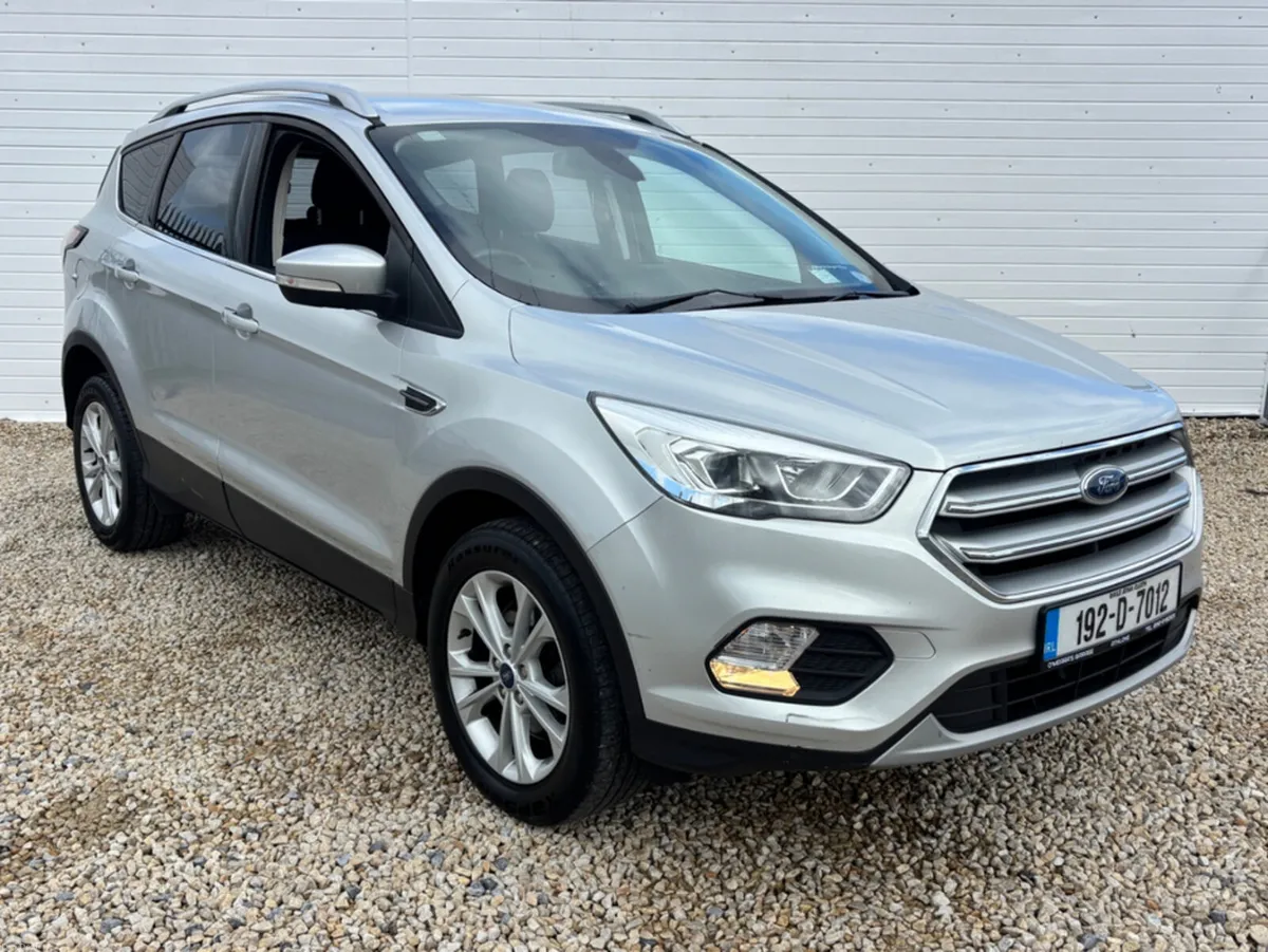 Ford Kuga TITANIUM 2.0 TDCI 150PS 6SPEED 4DR - Image 4
