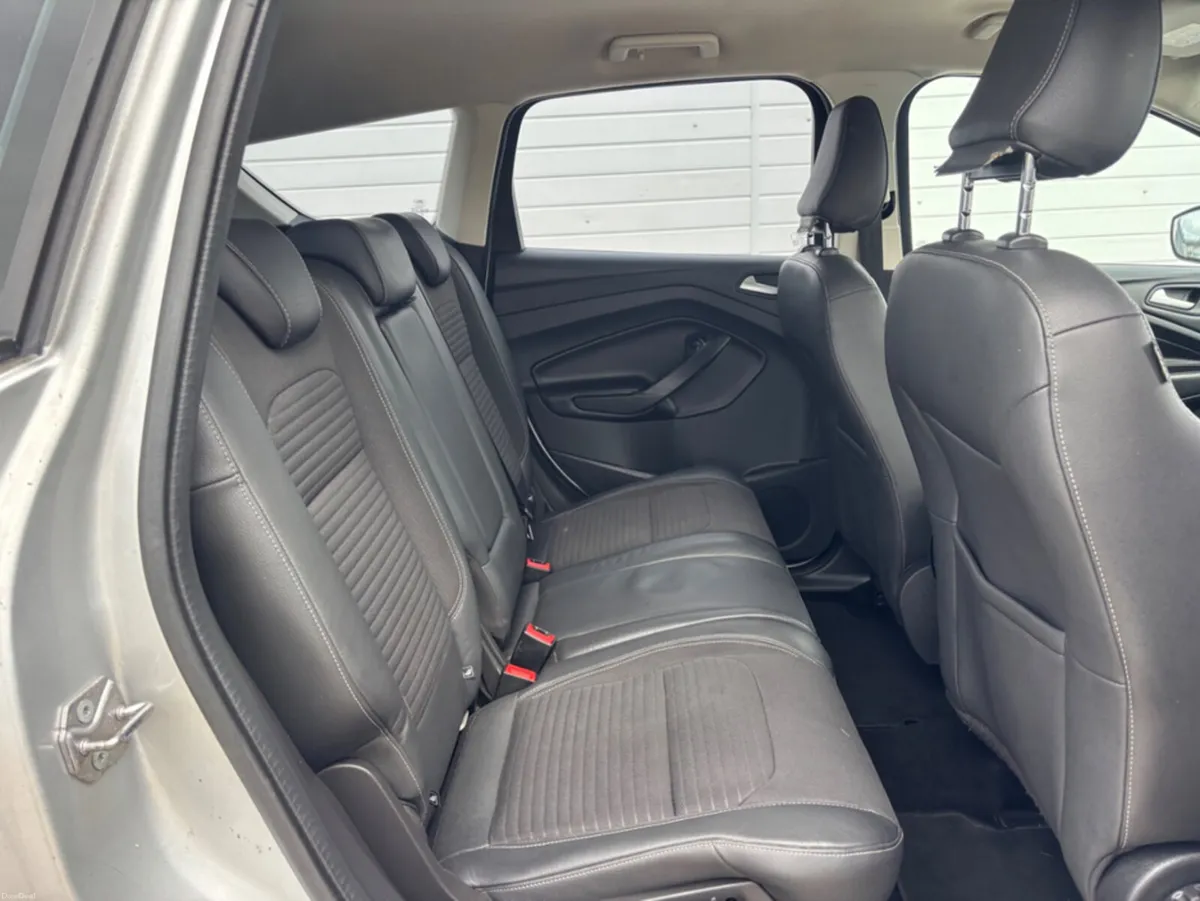 Ford Kuga TITANIUM 2.0 TDCI 150PS 6SPEED 4DR - Image 6