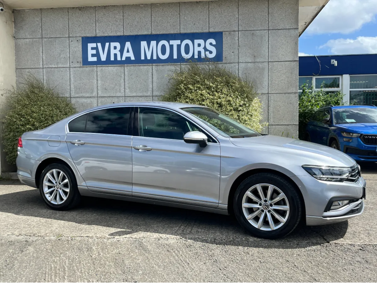 Volkswagen Passat BUSINESS 2.0 DIESEL MANUAL 150BH - Image 3