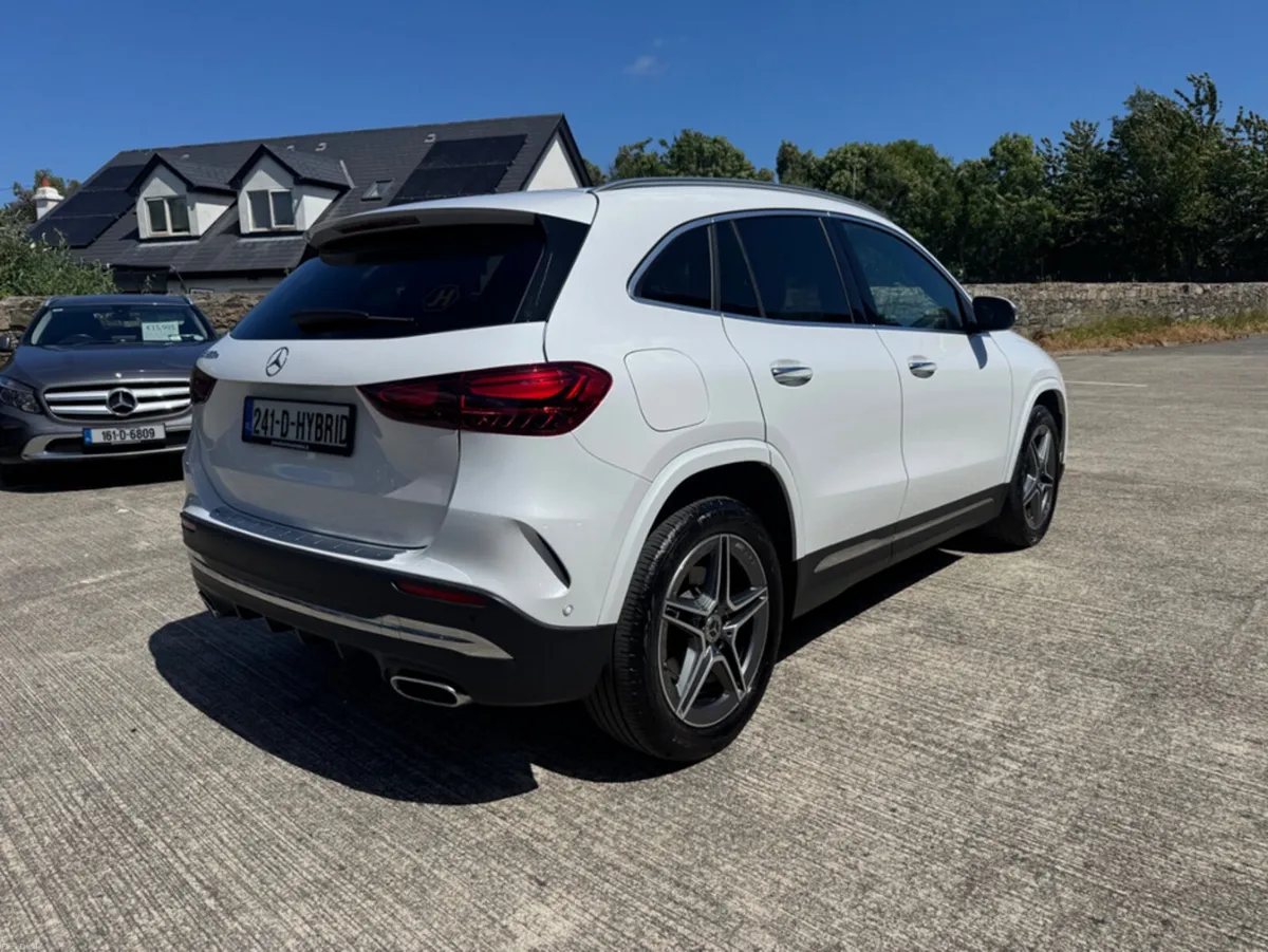 Mercedes-Benz GLA GLA250e AMG LINE EXECUTIVE - Image 3