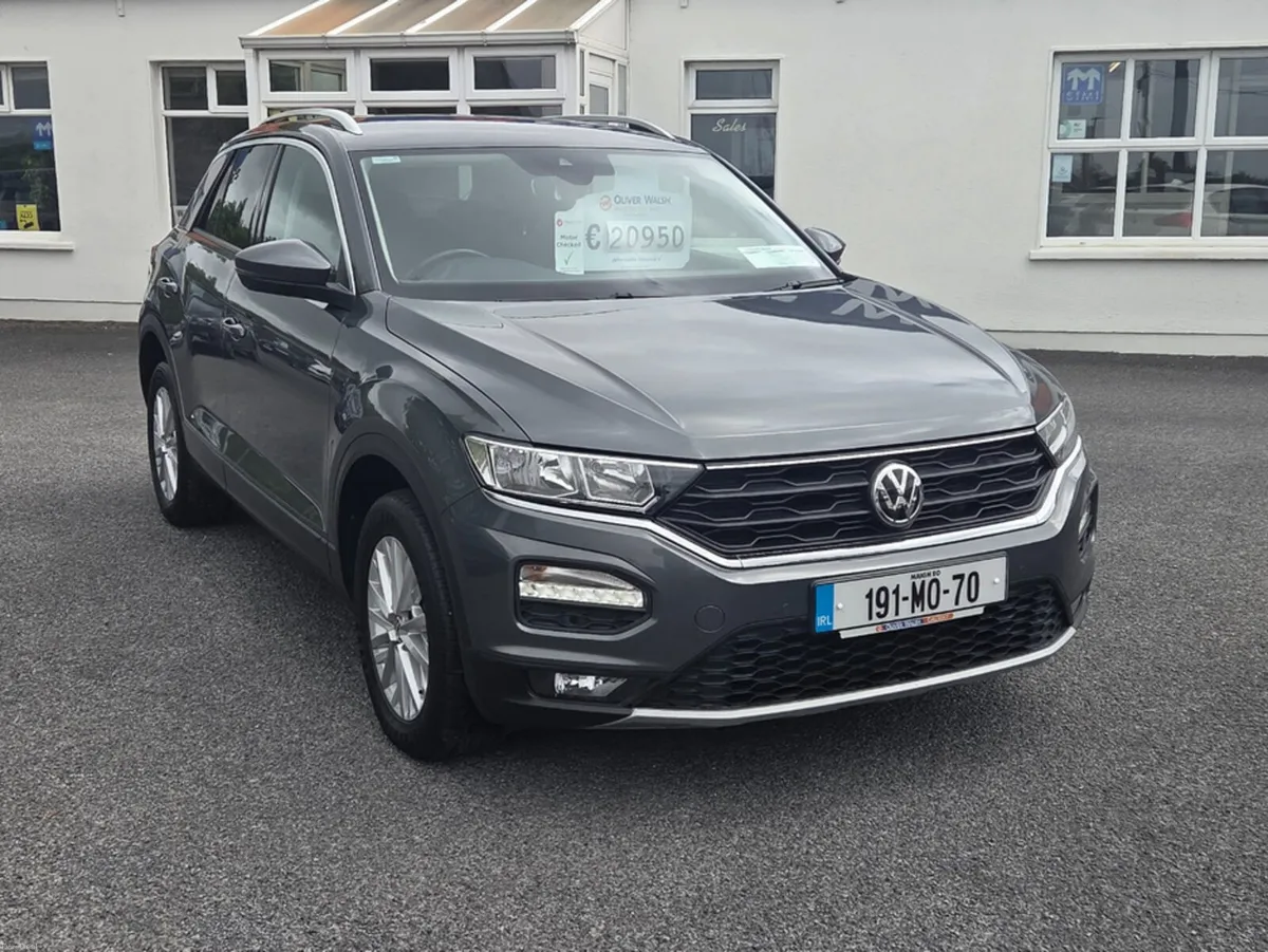 Volkswagen T-Roc DESIGN 1.6 TDI MANUAL 6SPEED FWD - Image 2