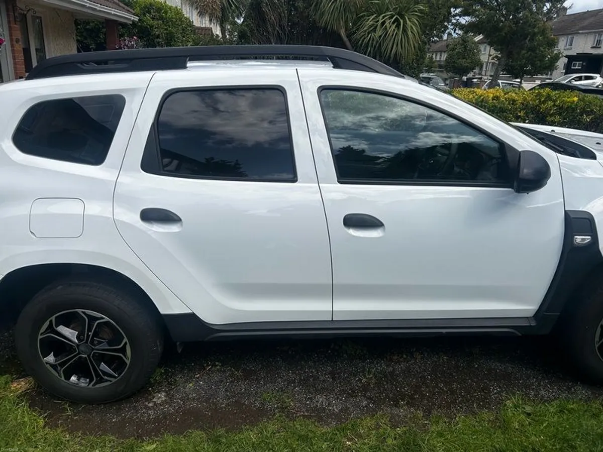 2019 Dacia Duster - Image 3