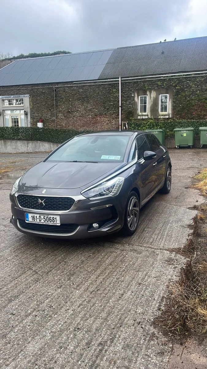 DS5 2016 leather glass sunroof - Image 1