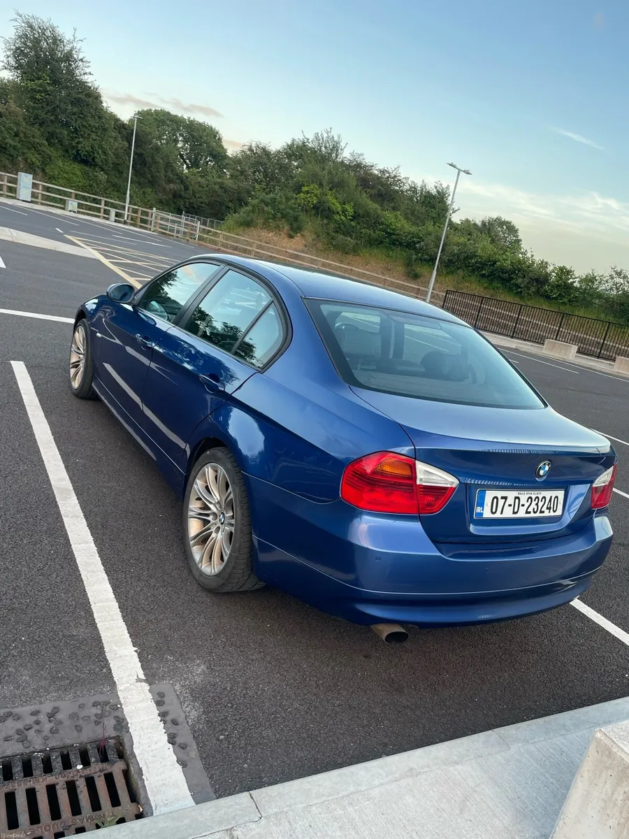 BMW 3 Series 318i - Image 3
