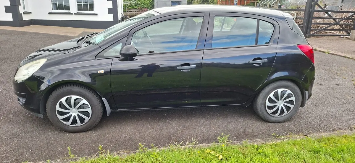 Opel Corsa 2010 - Image 4