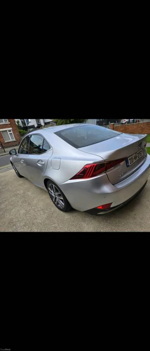 2020 Lexus IS 300 H 2.5 IS CVT 223BHP 4DR Auto - Image 3
