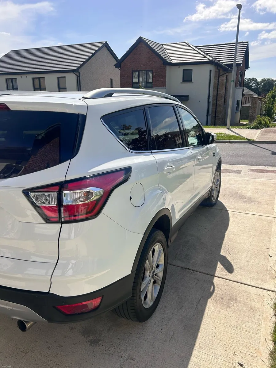 181 Ford Kuga 1.5 TDCI Titanium - Image 4