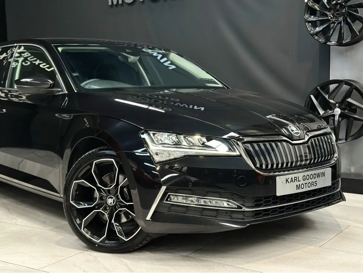 SE TECH IV PHEV S-TECHNOLOGY DSG - Image 2