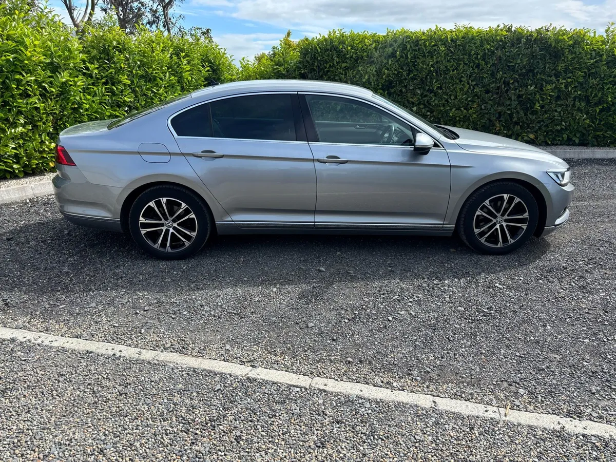 2018 VOLKSWAGEN PASSAT 2LT HIGHLINE - Image 2