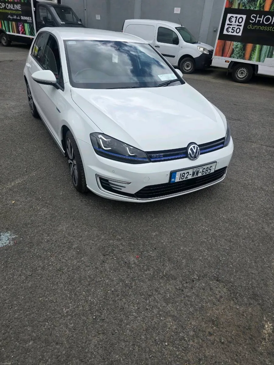Vw golf GTE - Image 1