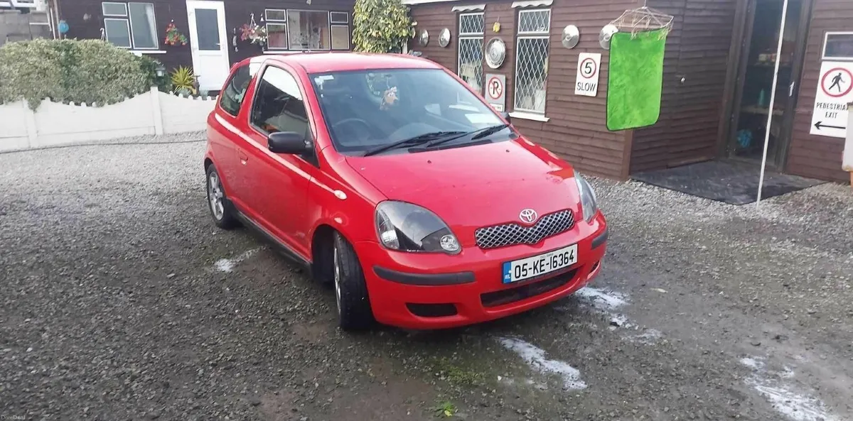 Toyota Yaris 2005 - Image 5
