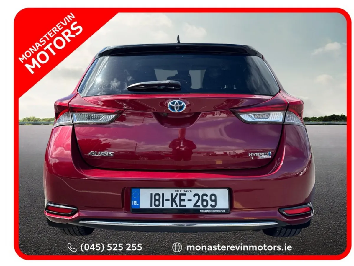 Toyota Auris HYBRID LUNA SPORT AUTO 4DR - Image 4