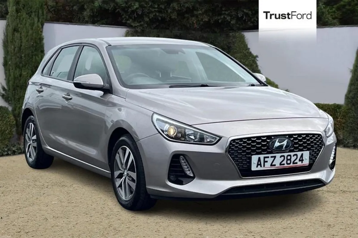 Hyundai i30 SE Nav - Image 1