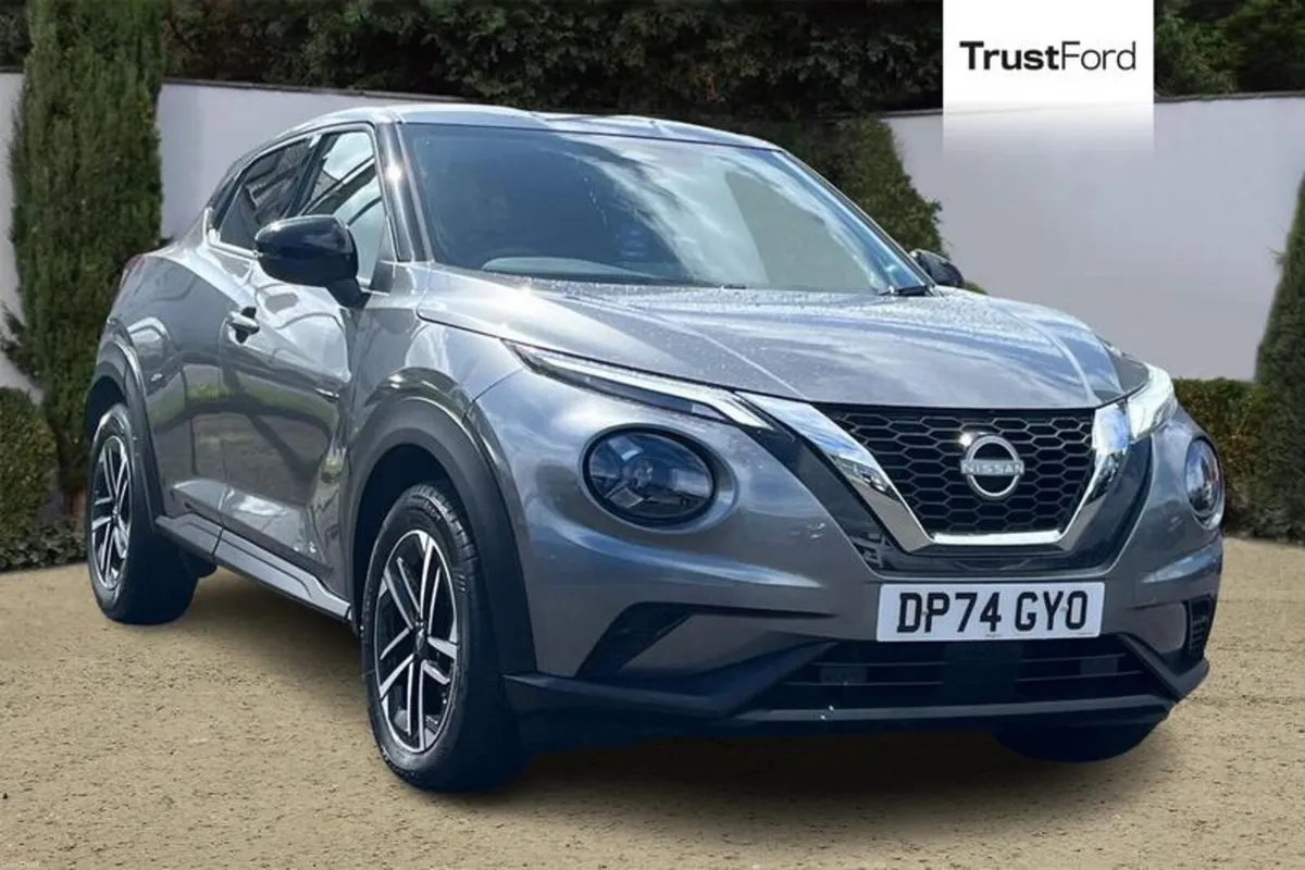 Nissan Juke 1.0 DIG-T N-Connecta SUV 5dr Petrol DC - Image 1