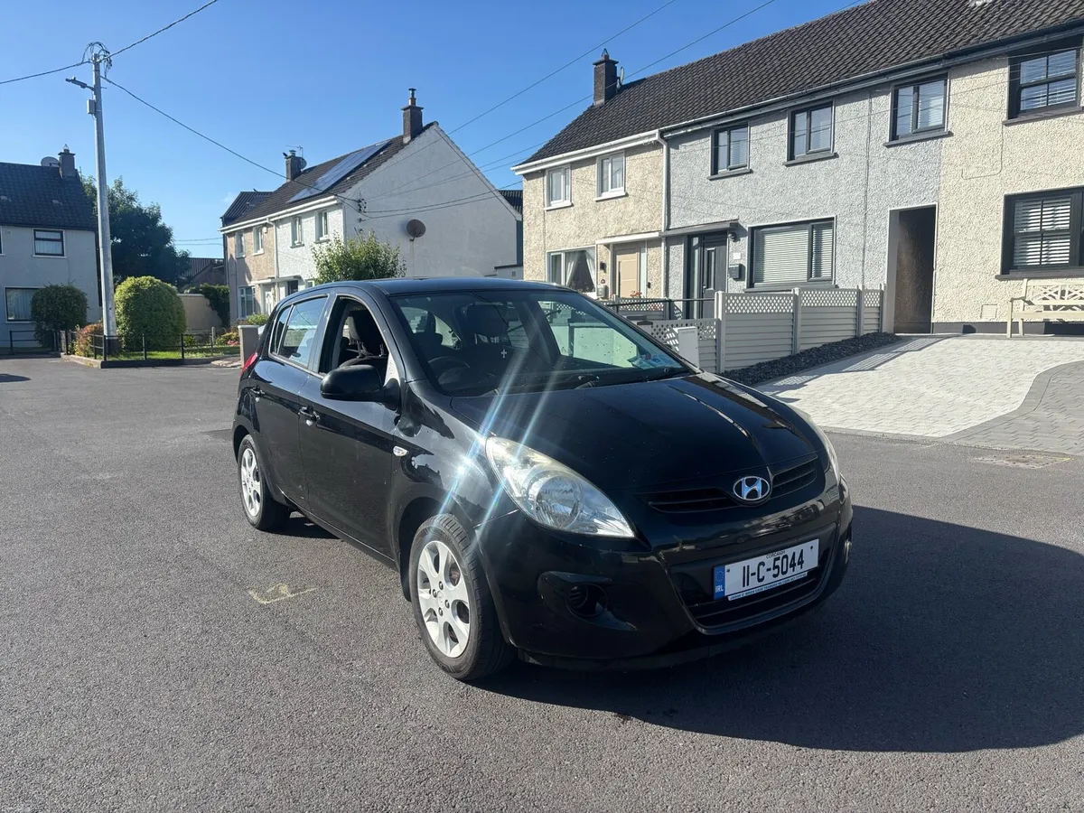 Hyundai i20 - Image 2
