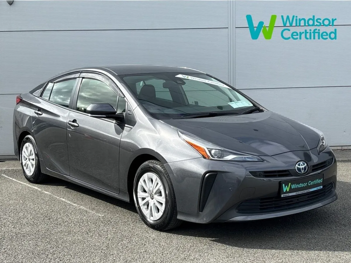 Toyota Prius 1.8 Hybrid Luxury - Image 1