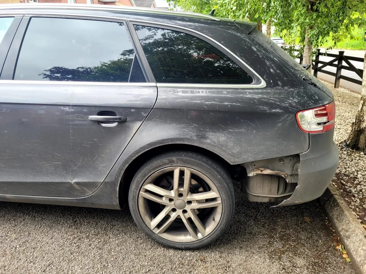 Audi A4 2011 - Image 1