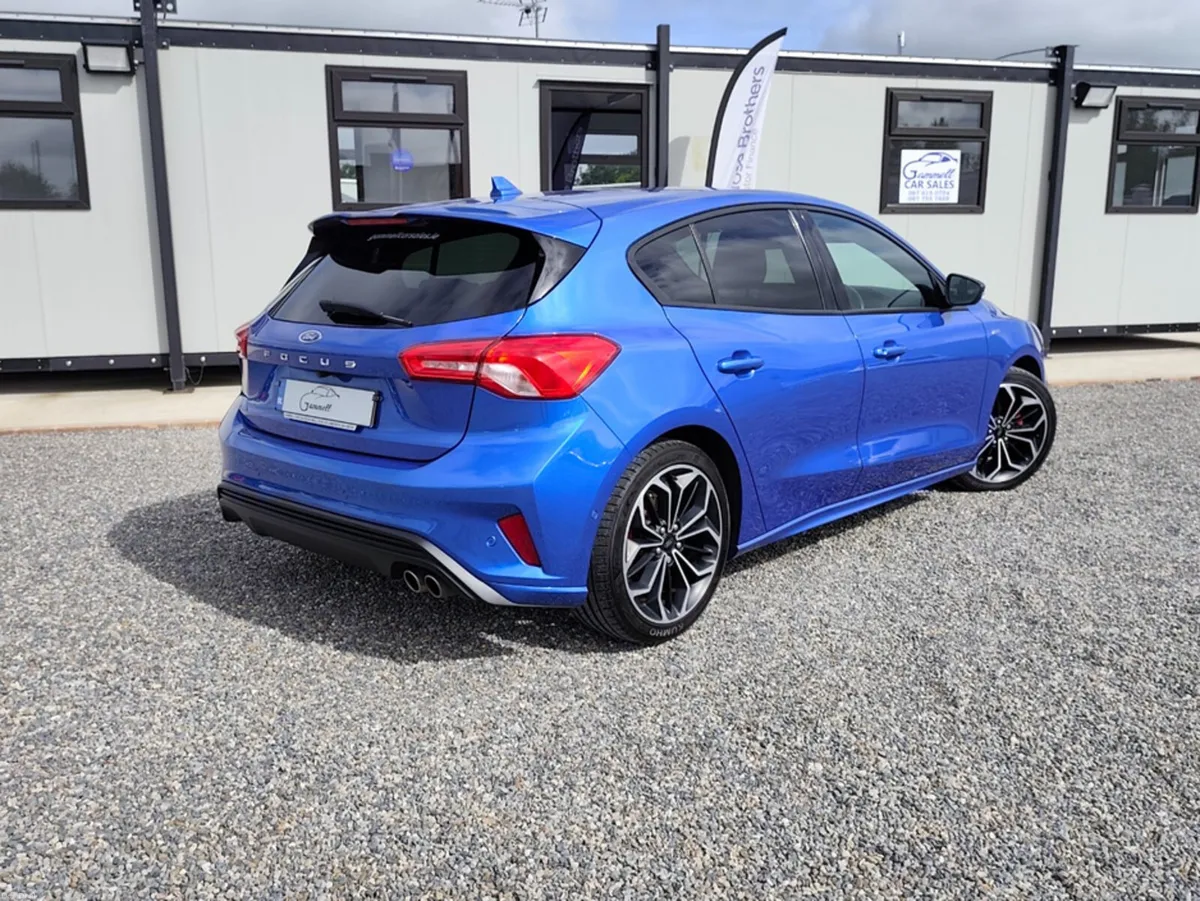 Ford Focus ST-LINE X TDCI - Image 2
