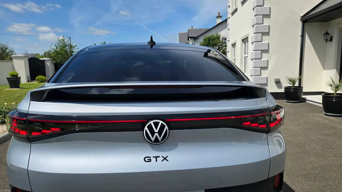 Volkswagen ID.5 2025 GTX Plus 340HP AWD - Image 2