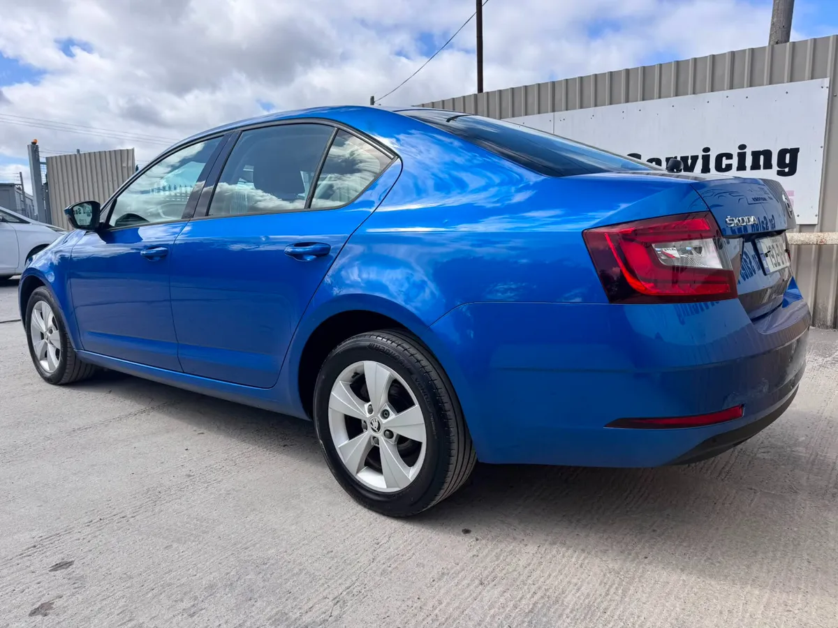 192 Skoda Octavia AMBITION 1.6TDI 115HP - Image 5