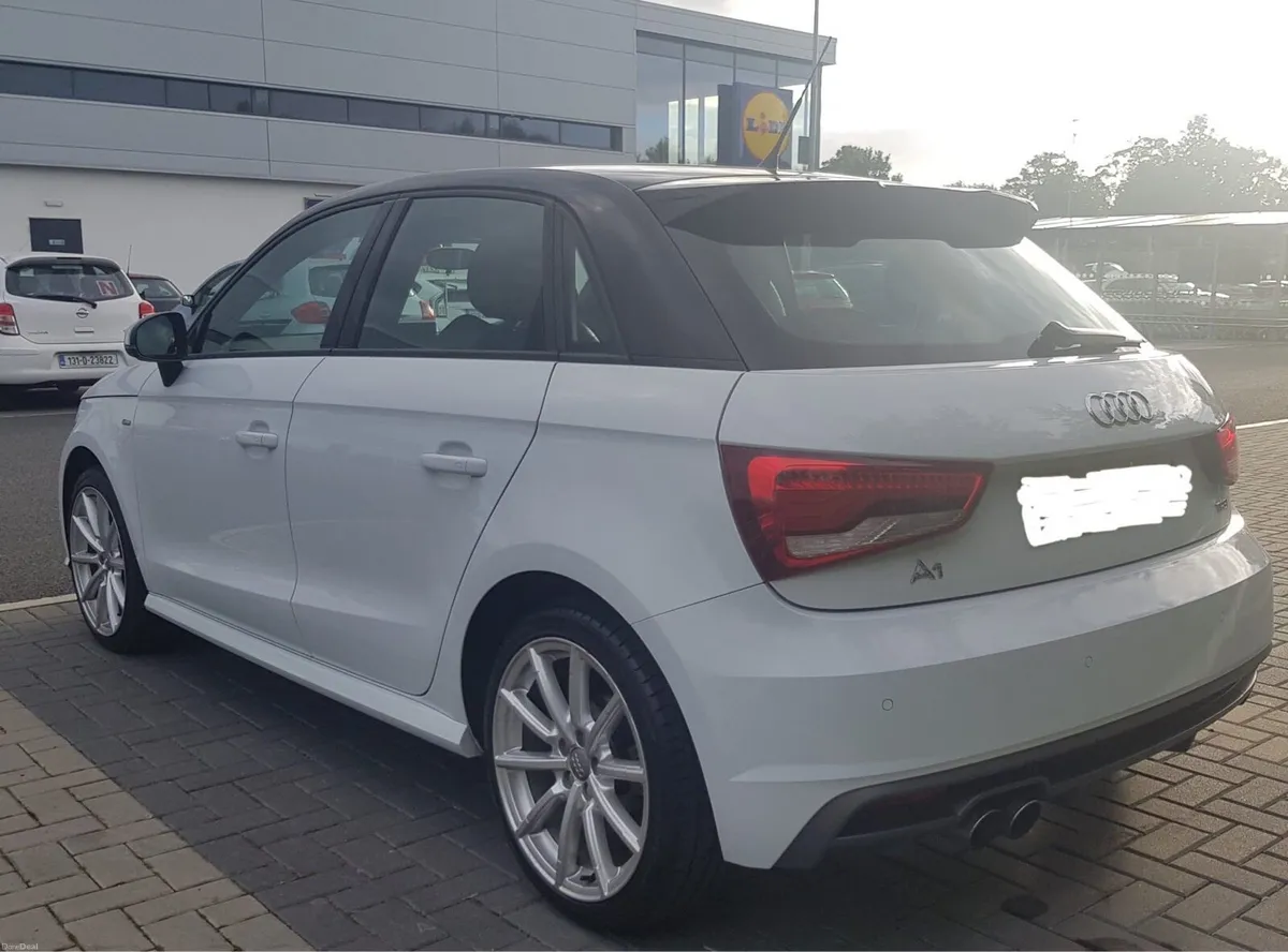 Audi A1 1.4 TFSI  S line 2015 - Image 3