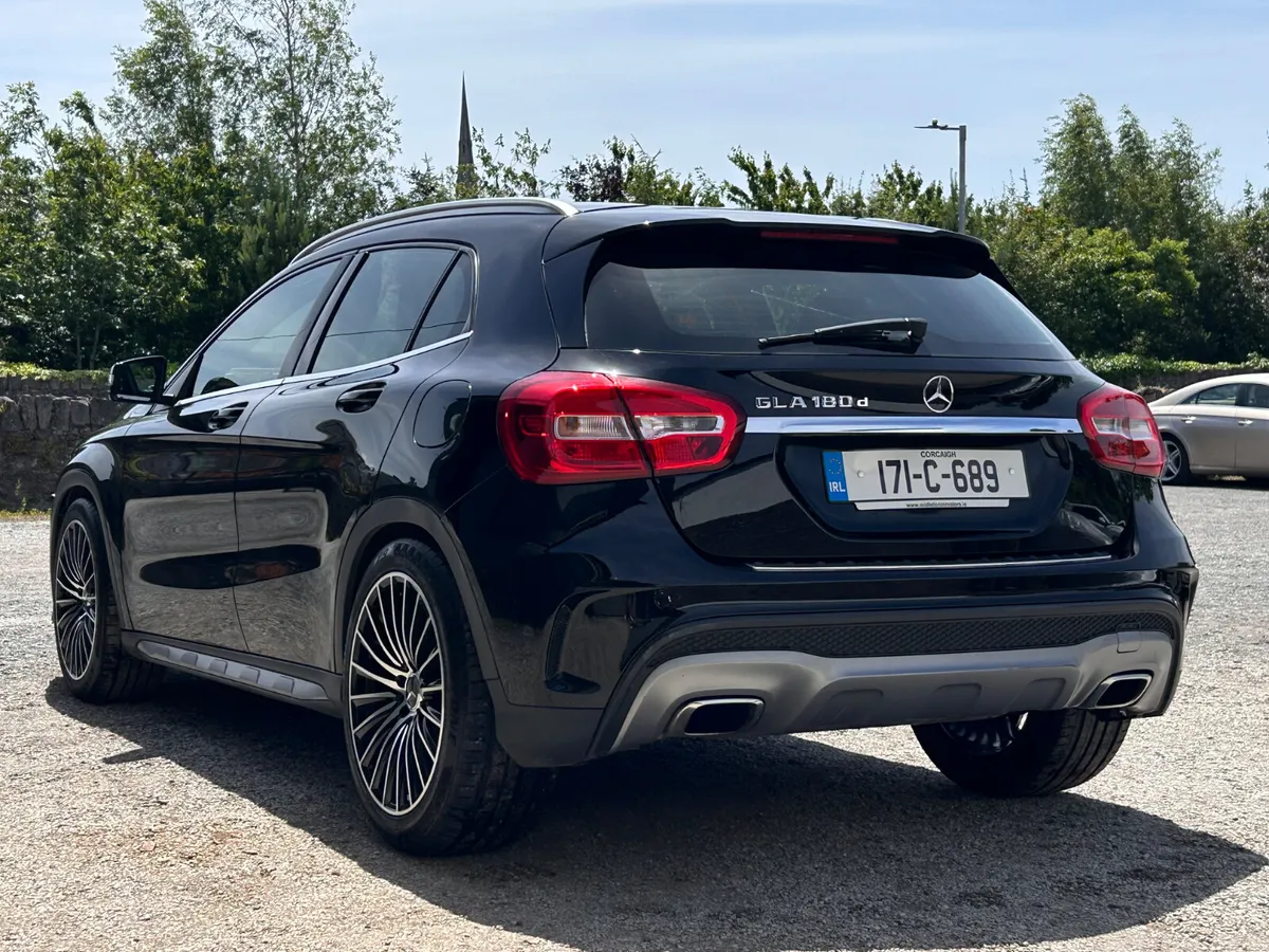 Mercedes-Benz GLA 2017 AMG line - Image 6