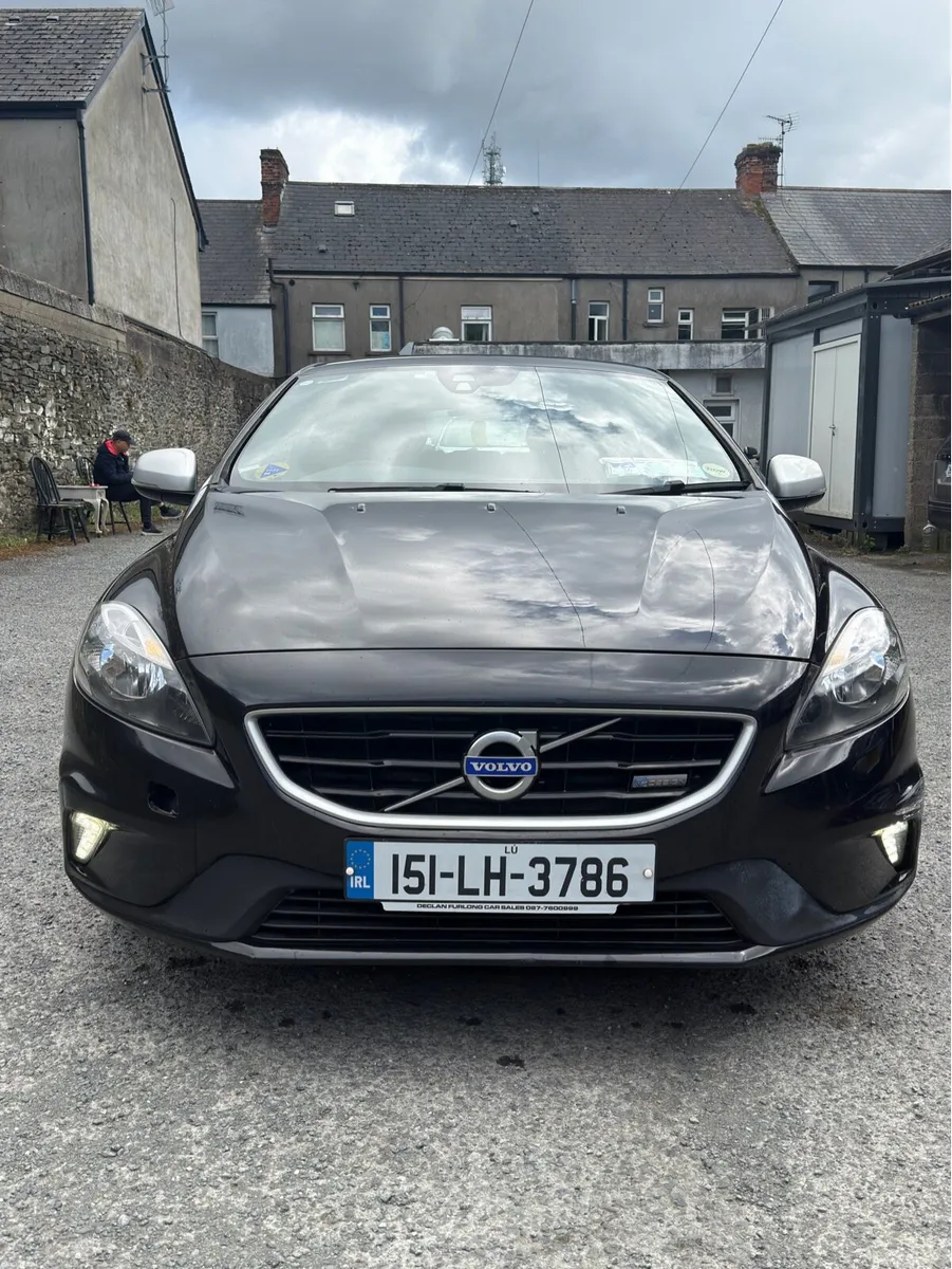 Volvo V40 *Low Milleage* New NCT - Image 2