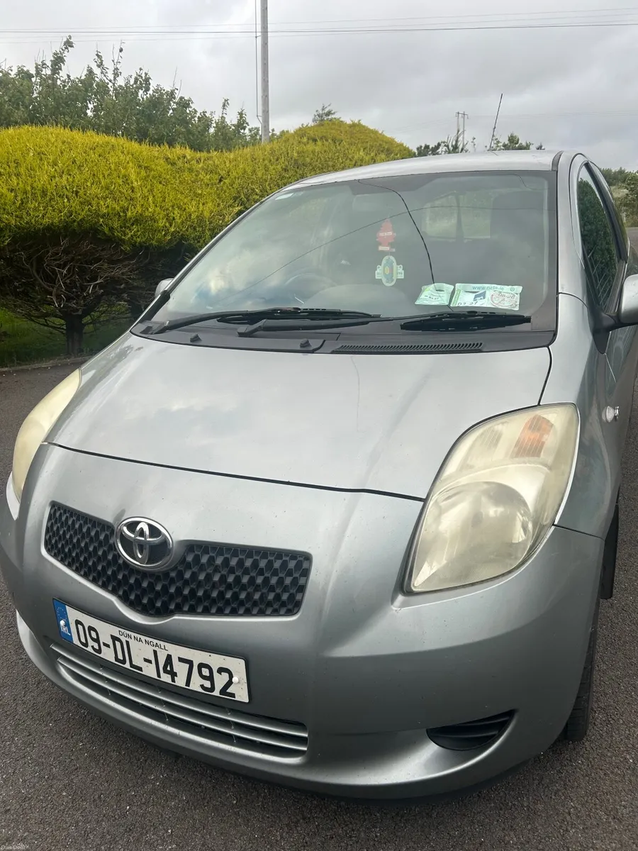 Toyota Yaris 2009 - Image 3