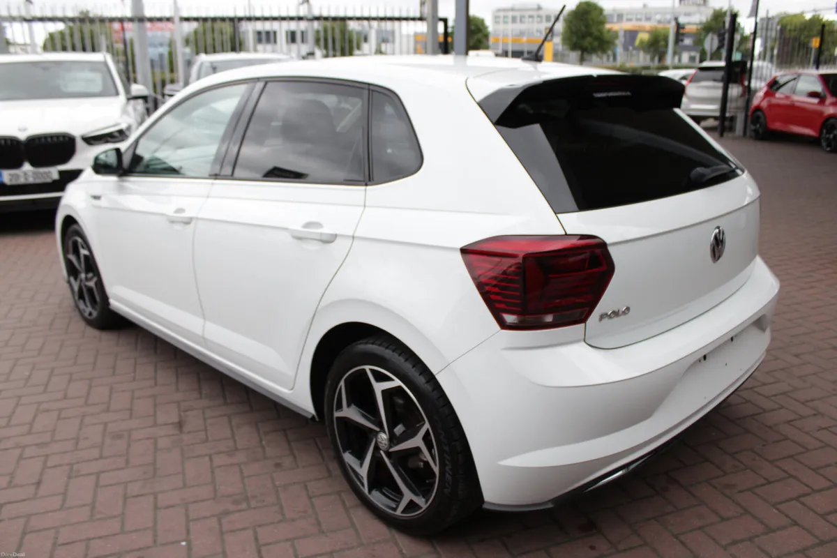 1.5TSI R-LINE DYNAMIQUE  EDITION  5DR HATCHBACK AU - Image 6