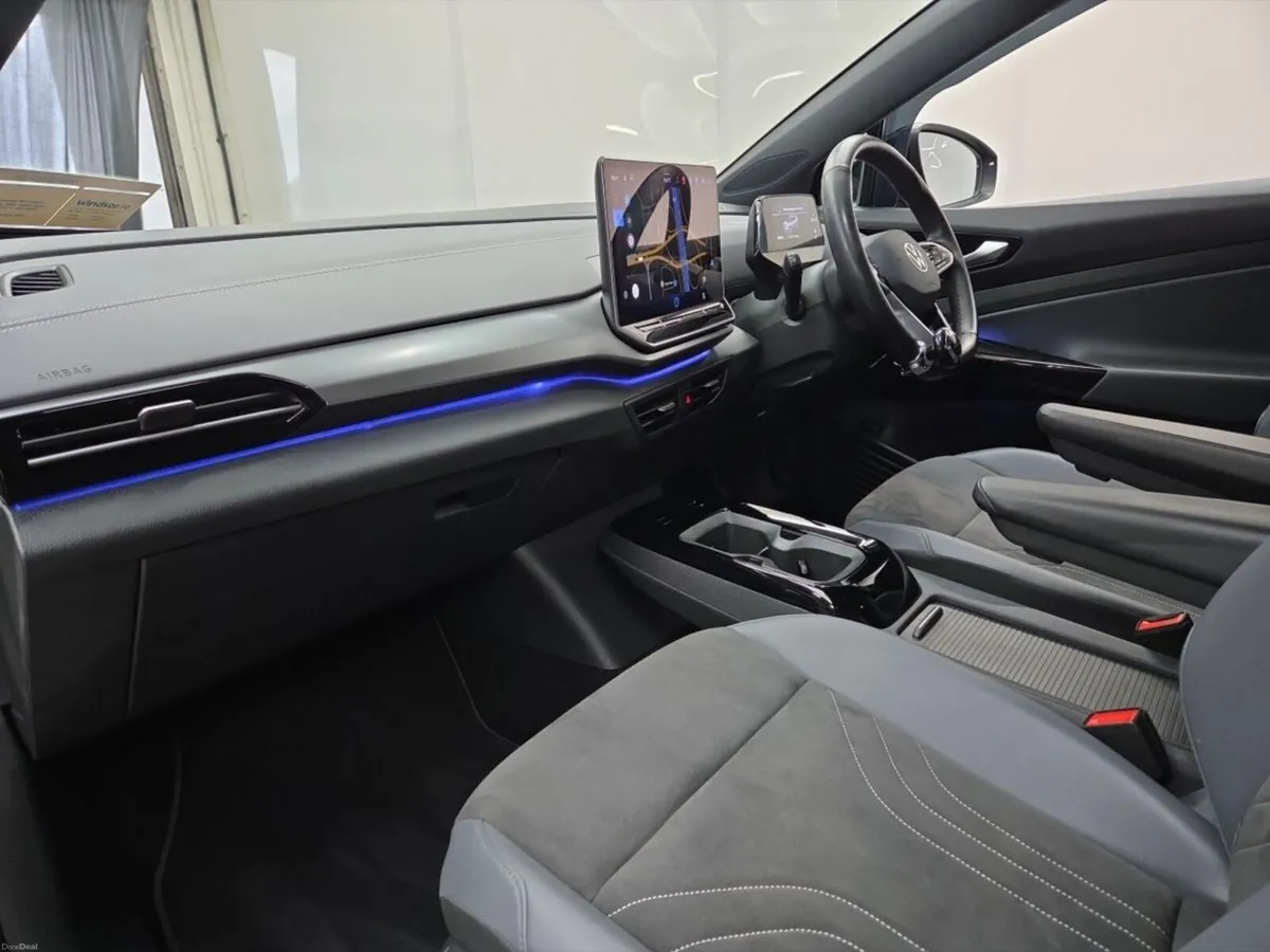 Volkswagen ID.4 Match Pro Performance 77kWh EV - Image 4