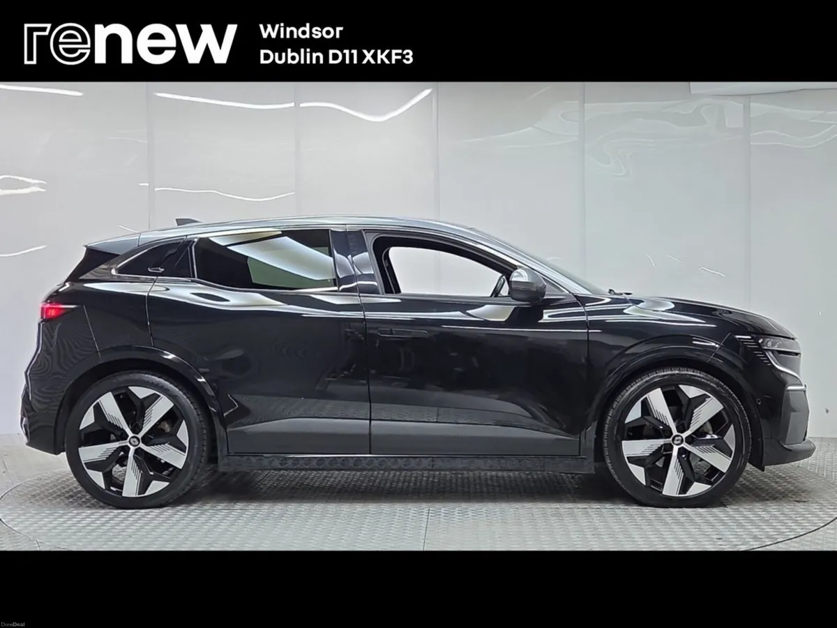 Renault Megane E-Tech EV60 220hp Techno - Image 6