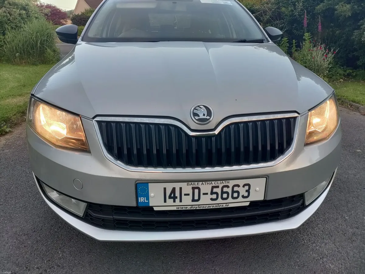 Skoda Octavia Petrol Nct 22/05/27 - Image 3