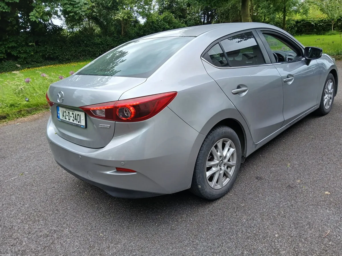 Mazda Mazda3 NCTd & Taxed €1600 - Image 3