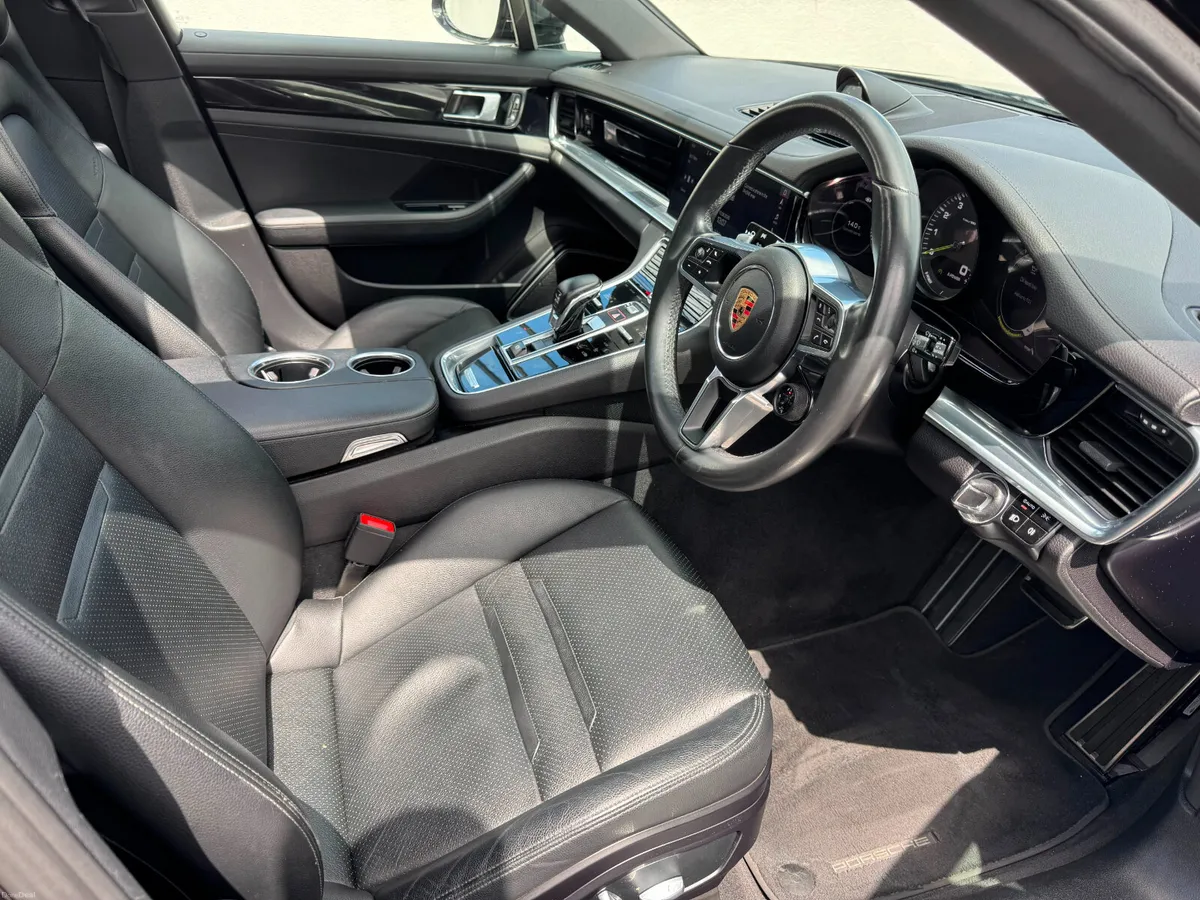 Porsche Panamera 2.9 e-HYRBID HIGH SPEC - Image 4