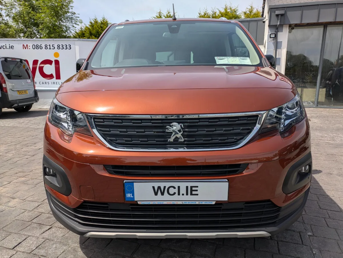 Peugeot Rifter 1.5 Diesel  – Wheelchair Accessible - Image 2