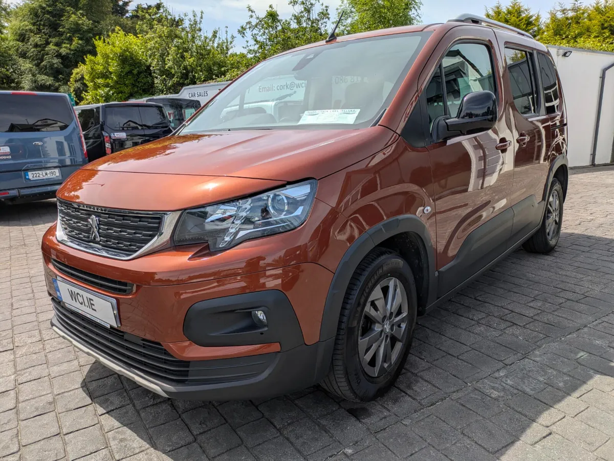 Peugeot Rifter 1.5 Diesel  – Wheelchair Accessible - Image 5