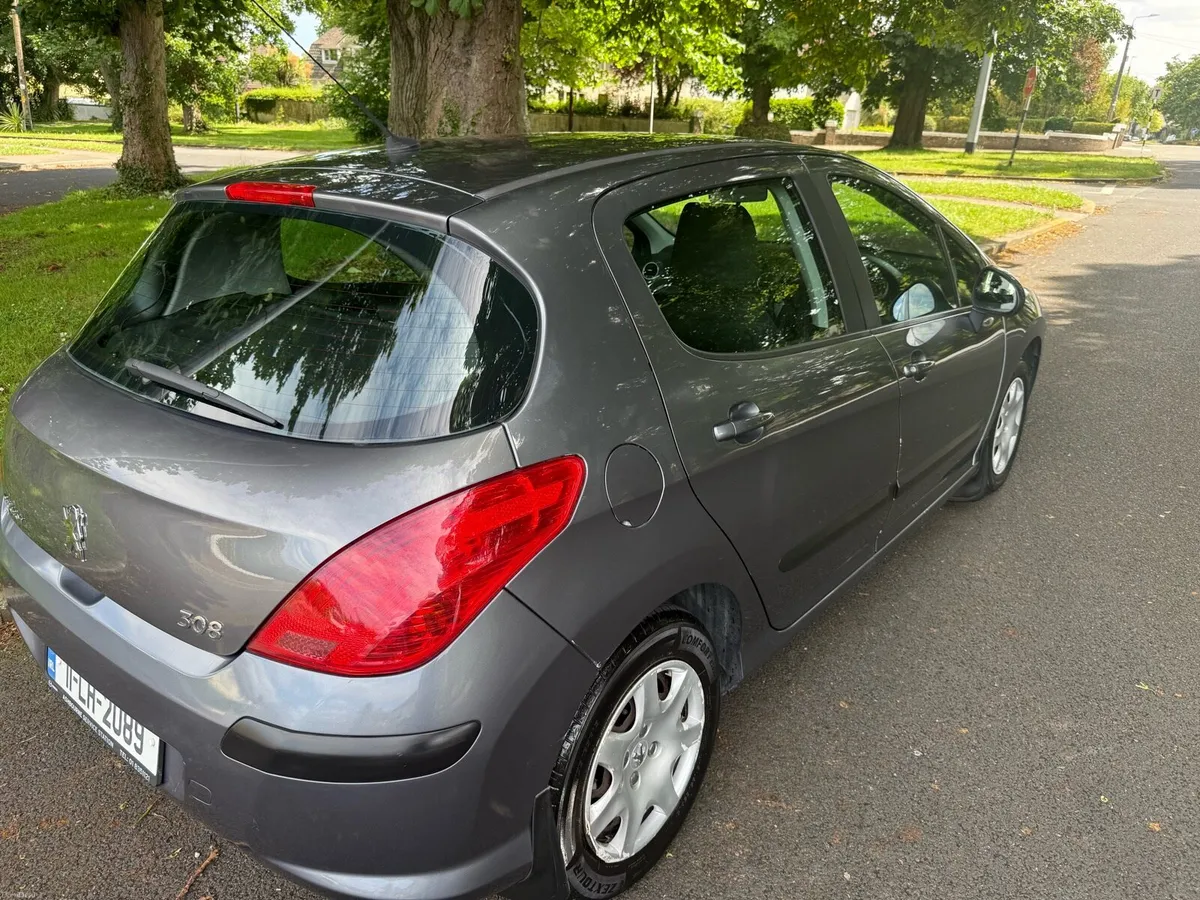 2011 Peugeot 308  AUTOMATIC  LOW KMS - Image 3