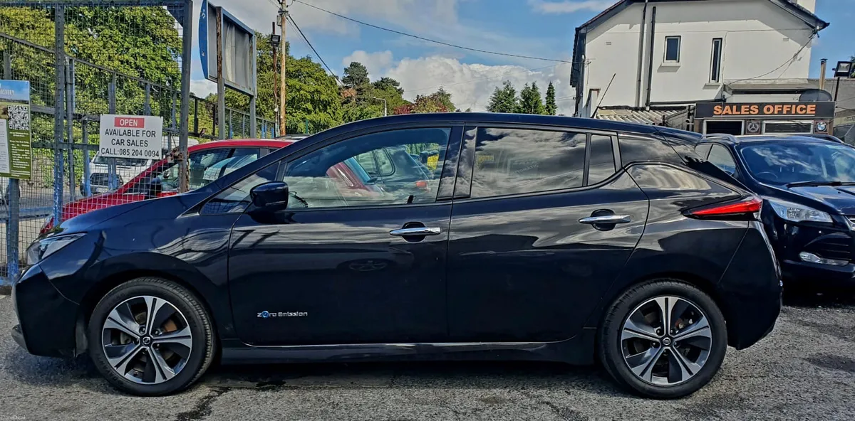 Nissan Leaf 2018 - Image 2