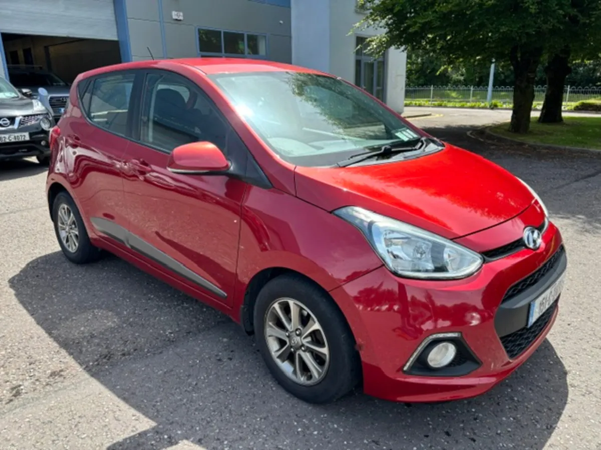 HYUNDAI I10 LOW LOW MILEAGE 66,000 KM - Image 1