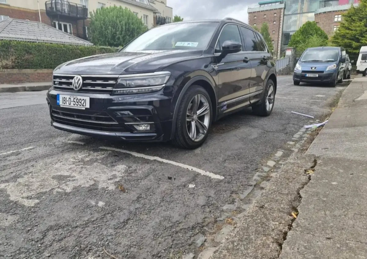 Volkswagen Tiguan R-Line Automatic - Image 1