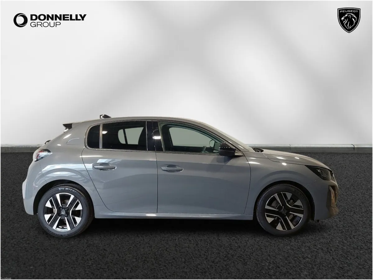 Peugeot 208 Hatchback Allure - Image 3