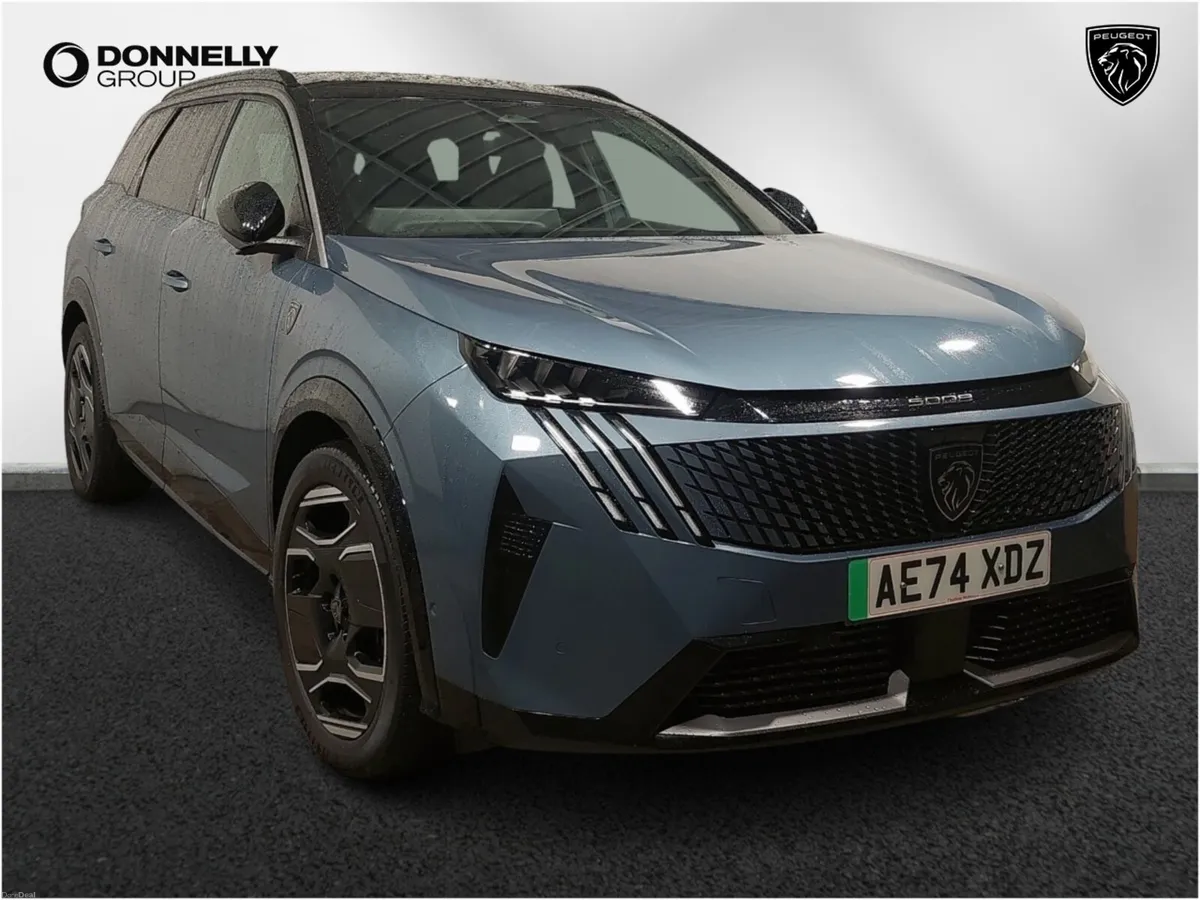 Peugeot 5008 E- Electric Estate GT - Image 1