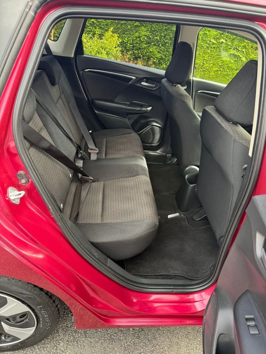 Honda Fit Low Km - Image 6