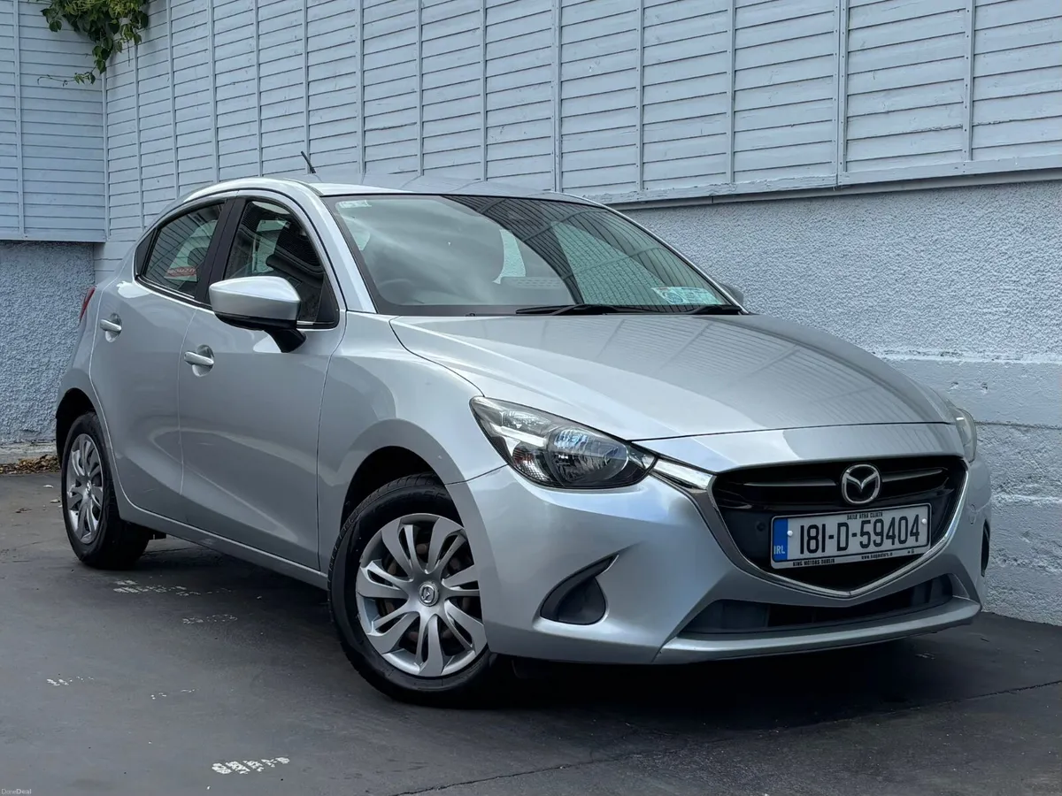 MAZDA DEMIO 2018/ APPLE / AUTO / CAMERA /NCT 06-28 - Image 1