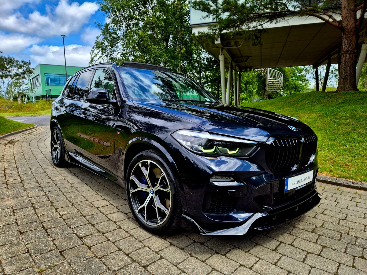 BMW X5 30D M-PERFORMANCE 7 SEATS - Image 1