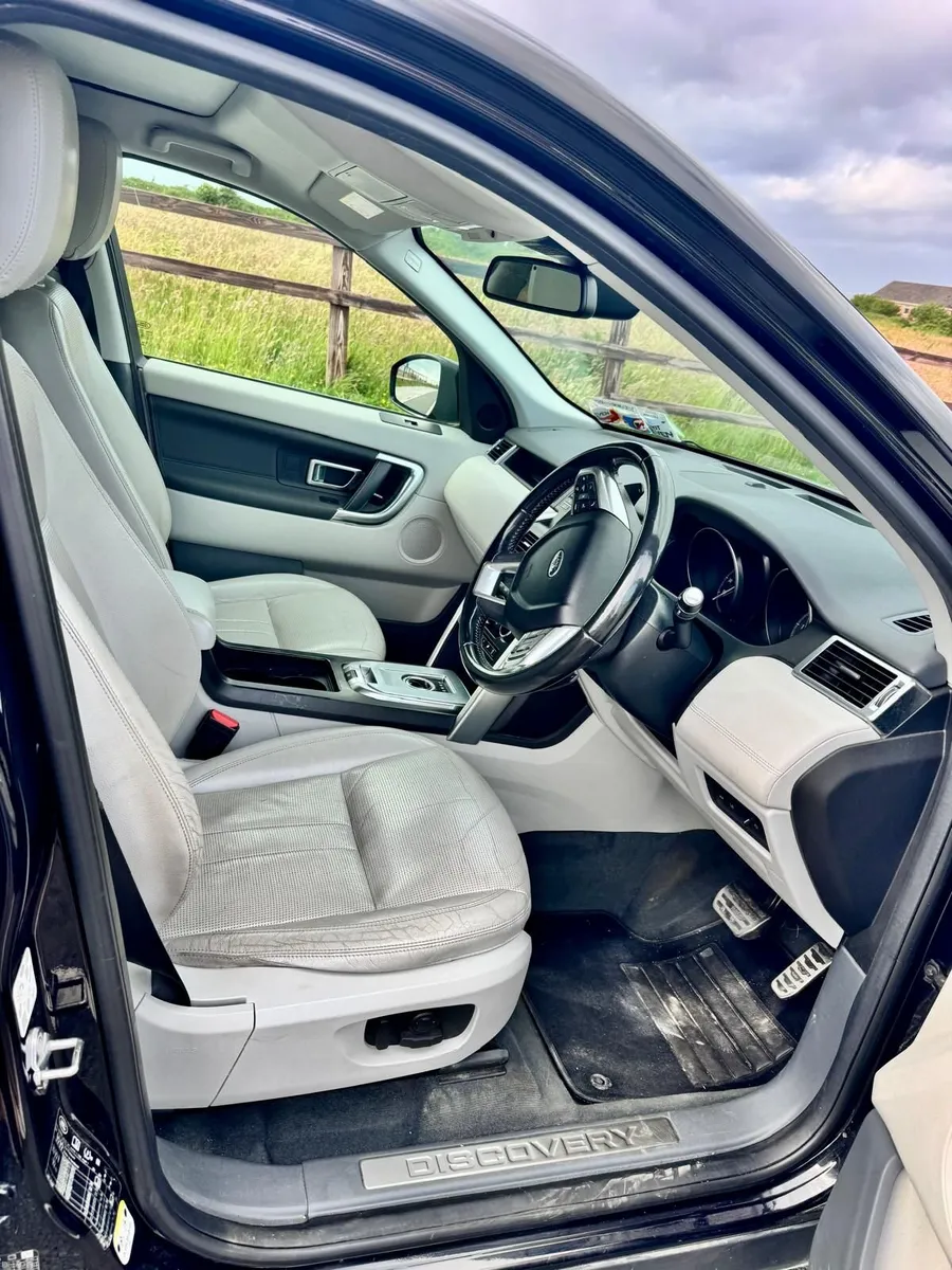 Land Rover Discovery Sport HSE 2.0 Automatic - Image 4