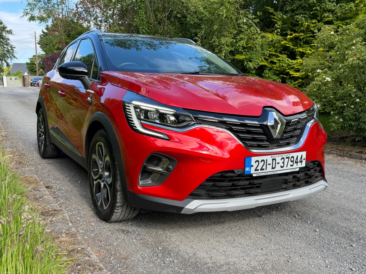 2022 Renault Captur 1.3 TCe Intens Techpack — Auto - Image 3